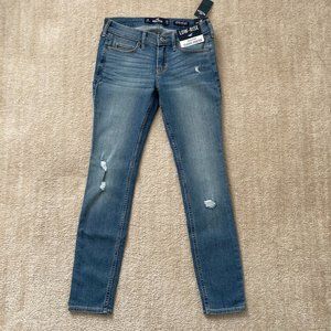 Hollister Classic Stretch Low-Rise Super Skinny Jeans